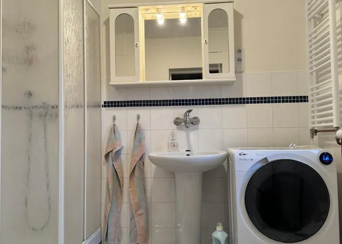 L&b بيت للعطل Pravonin